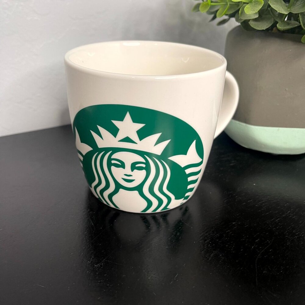 Starbucks Green White Logo Mug Cup 14 fl oz